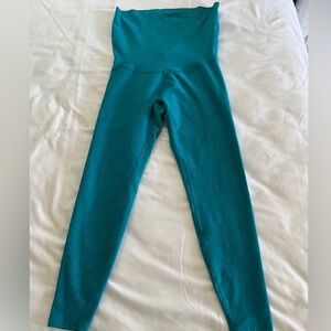 Beyond yoga beyond the bump maternity leggings size M
